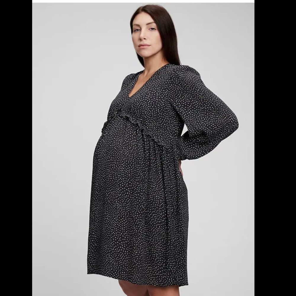NEW without Tags- Gap Maternity V-Neck Dress- Size S